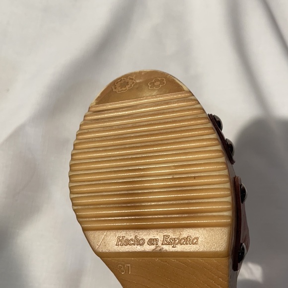 NEW Leather clogs with studs - Picture 10 of 11